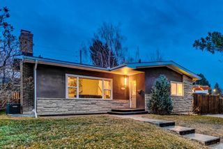 Photo 2: 4 Slocan Road SW in Calgary: Southwood Detached for sale : MLS®# A1210250