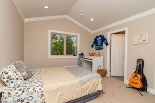 Photo 12: 4742 MARINEVIEW Crescent in North Vancouver: Canyon Heights NV House for sale : MLS®# R2412639