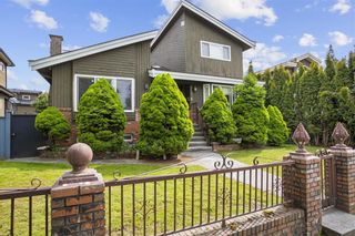 Photo 1: 7350 MUIRFIELD Drive in Vancouver: Fraserview VE House for sale (Vancouver East)  : MLS®# R2701942