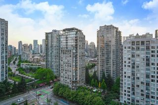 Photo 24: 2208 939 EXPO Boulevard in Vancouver: Yaletown Condo for sale in "THE MAX" (Vancouver West)  : MLS®# R2792197
