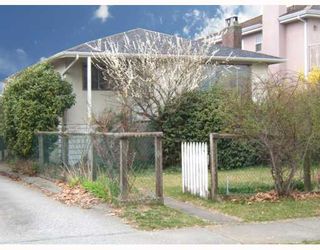 Photo 6: 5505 KILLARNEY Street in Vancouver: Collingwood VE House for sale (Vancouver East)  : MLS®# V811445