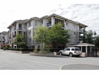 Photo 3: C307 8929 202ND Street in Langley: Walnut Grove Condo for sale in "The Grove" : MLS®# R2145443