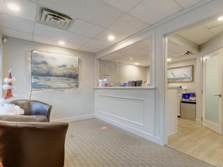 Photo 2: 11 2510 Bevan Ave in Sidney: Si Sidney South-East Office for sale : MLS®# 918927