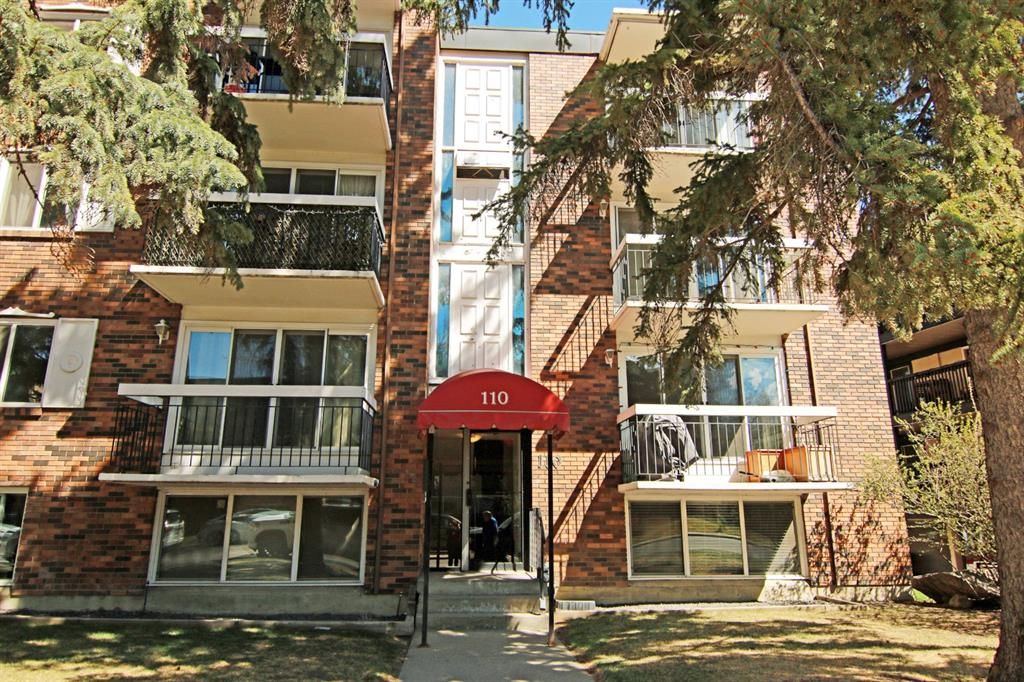 Main Photo: 201 110 24 Avenue SW in Calgary: Mission Apartment for sale : MLS®# A1222969