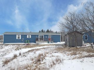Photo 3: 2722 Sandy Point Road in Lower Sandy Point: 407-Shelburne County Residential for sale (South Shore)  : MLS®# 202402506