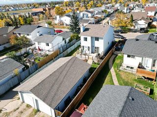Photo 5: 28 Erin Meadows Court SE in Calgary: Erin Woods Detached for sale : MLS®# A2085268