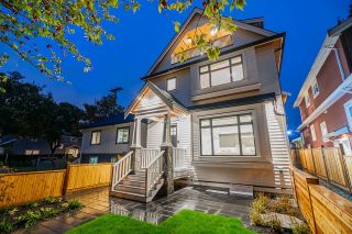 Main Photo: 988 E 10TH Avenue in Vancouver: Mount Pleasant VE 1/2 Duplex for sale (Vancouver East)  : MLS®# R2749111