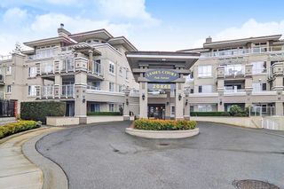 Photo 1: 113 20448 PARK Avenue in Langley: Langley City Condo for sale in "James Court" : MLS®# R2356107