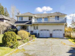 Photo 1: 1440 134A Street in Surrey: Crescent Bch Ocean Pk. House for sale (South Surrey White Rock)  : MLS®# R2552368