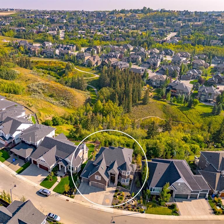 Main Photo: 5 Timberline Way SW in Calgary: Springbank Hill Detached for sale : MLS®# A2026808