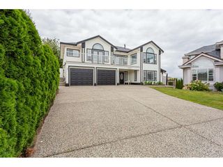 Photo 1: 31653 NORTHDALE Court in Abbotsford: Aberdeen House for sale : MLS®# R2484804