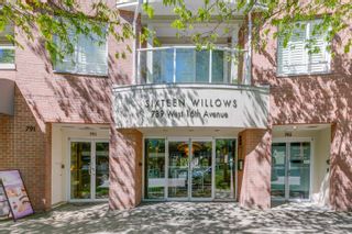 Photo 3: 403 789 W 16TH Avenue in Vancouver: Fairview VW Condo for sale in "16 Willows" (Vancouver West)  : MLS®# R2709901