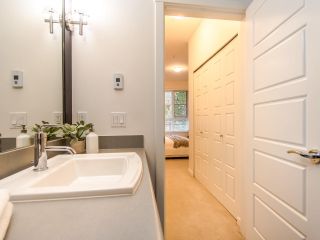 Photo 13: 204 23255 BILLY BROWN Road in Langley: Fort Langley Condo for sale in "The Village at Bedford Landing" : MLS®# R2404163