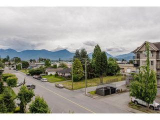 Photo 20: 301 9060 BIRCH Street in Chilliwack: Chilliwack W Young-Well Condo for sale in "ASPEN GROVE" : MLS®# R2181061