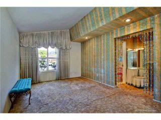 Photo 18: DEL CERRO House for sale : 3 bedrooms : 6301 N Glenmont Street in San Diego