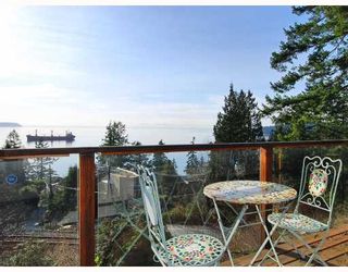 Photo 2: 3842 BAYRIDGE Avenue in West_Vancouver: Sandy Cove House for sale (West Vancouver)  : MLS®# V764427
