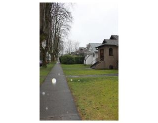 Photo 9: 3539 W 10TH AV in Vancouver: House for sale : MLS®# V931077