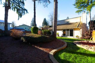 Photo 1: 12 3397 HASTINGS STREET in Port Coquitlam: Woodland Acres PQ Townhouse for sale : MLS®# R2341622