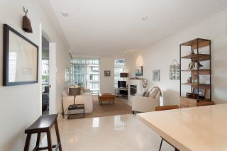 Photo 4: 1003 162 VICTORY SHIP Way in North Vancouver: Lower Lonsdale Condo for sale in "ATRIUM AT THE PIER" : MLS®# R2788719