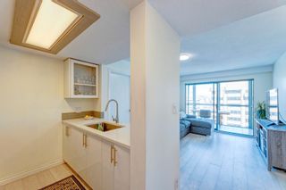 Photo 5: 1701 1188 HOWE Street in Vancouver: Downtown VW Condo for sale (Vancouver West)  : MLS®# R2712245