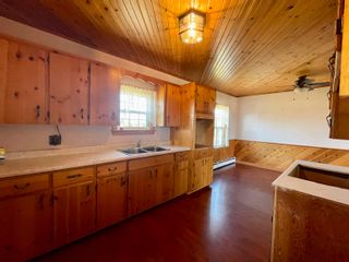 Photo 11: 988 Highway 330 in Centreville: 407-Shelburne County Residential for sale (South Shore)  : MLS®# 202207304