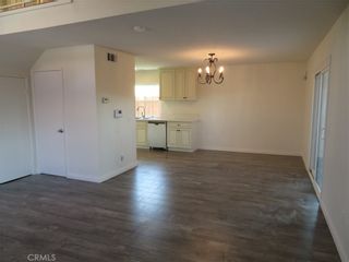 Photo 11: 14221 Cypress Sands Lane in Moreno Valley: Residential for sale (259 - Moreno Valley)  : MLS®# OC18230561