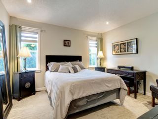 Photo 11: 60 7586 Tetayut Rd in Central Saanich: CS Hawthorne Manufactured Home for sale : MLS®# 935370