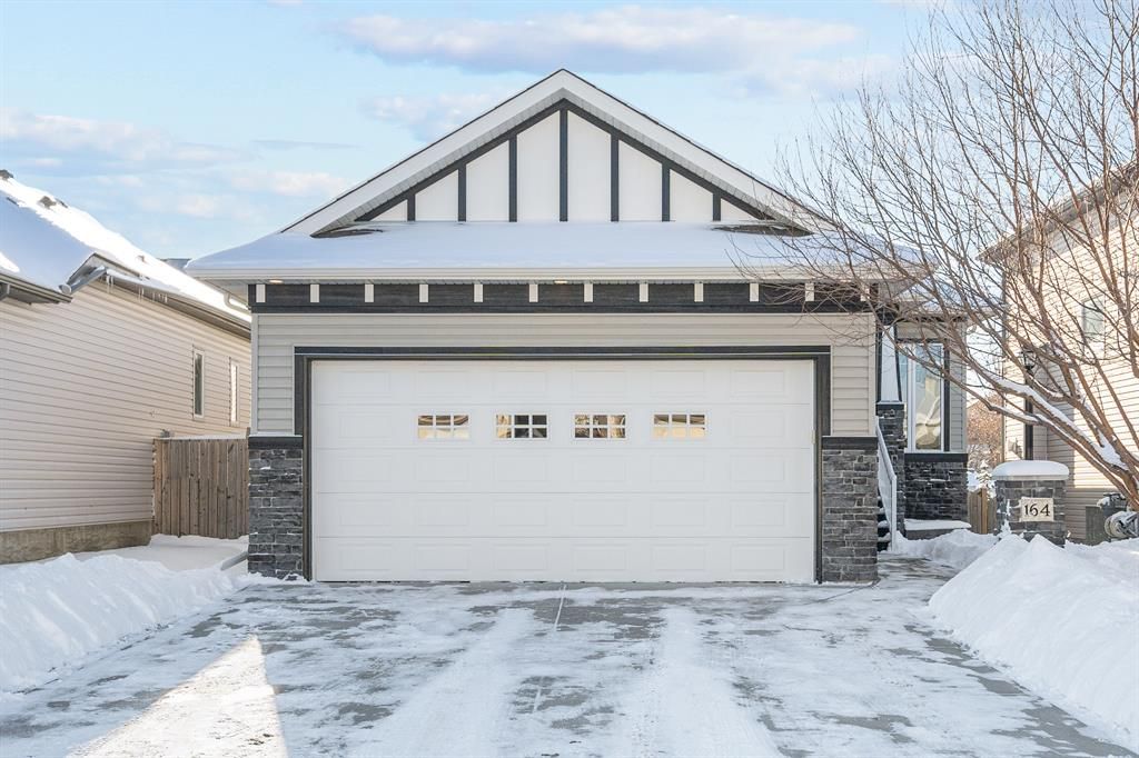 Stunning Walkout Bungalow With Over 2680 sq ft Of Developed Space.