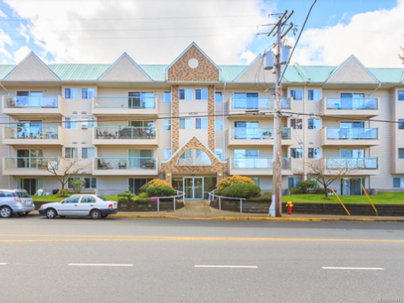 FEATURED LISTING: 406 - 6715 Dover Rd NANAIMO