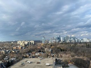Photo 11: Ph05 77 St Clair Avenue E in Toronto: Rosedale-Moore Park Condo for lease (Toronto C09)  : MLS®# C8324658