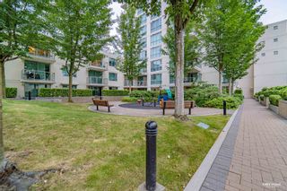 Photo 2: 505 125 MILROSS Avenue in Vancouver: Downtown VE Condo for sale (Vancouver East)  : MLS®# R2607968