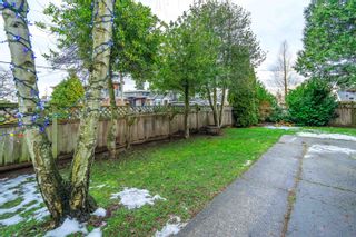 Photo 16: 15644 THRIFT Avenue: White Rock House for sale (South Surrey White Rock)  : MLS®# R2642397