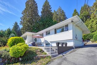 Photo 2: 1895 ROSEBERY Avenue in West Vancouver: Queens House for sale : MLS®# R2845133