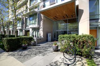 Photo 3: 2370 PINE Street in Vancouver: Fairview VW Townhouse for sale in "CAMERA" (Vancouver West)  : MLS®# V1018860