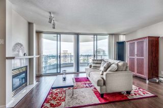 Photo 3: 1701 719 PRINCESS Street in New Westminster: Uptown NW Condo for sale in "Stirling Place" : MLS®# R2302246