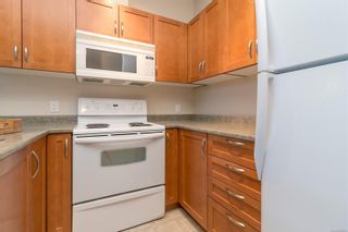 Photo 12: 305 1959 polo park Crt in Central Saanich: CS Saanichton Condo for sale : MLS®# 926563