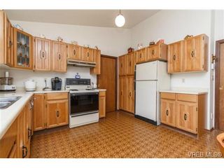 Photo 5: 795 Pepin Pl in VICTORIA: SW Northridge House for sale (Saanich West)  : MLS®# 712975