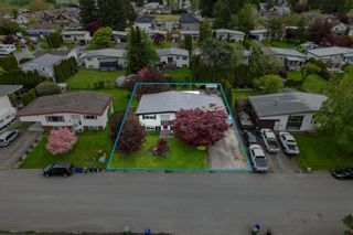 Photo 2: 6080 GLENGARRY Drive in Chilliwack: Sardis South House for sale (Sardis)  : MLS®# R2697872