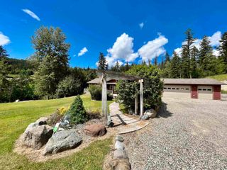 Photo 3: 1240 SMEDLEY Road in Williams Lake: Williams Lake - City House for sale : MLS®# R2708330