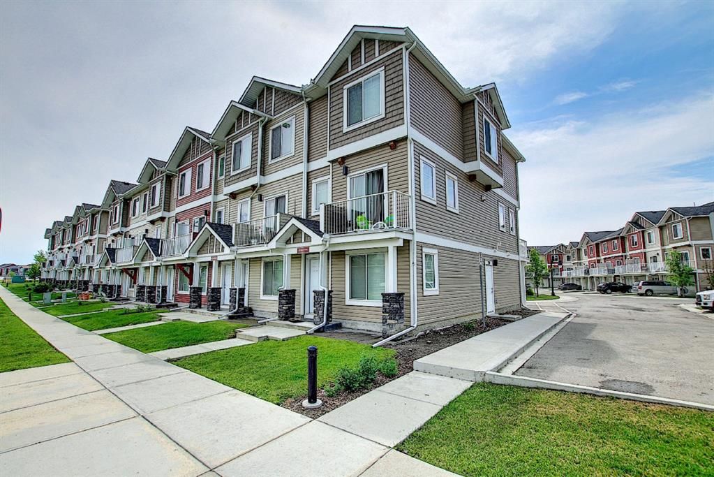 Main Photo: 111 Redstone Circle NE in Calgary: Redstone Row/Townhouse for sale : MLS®# A1243810
