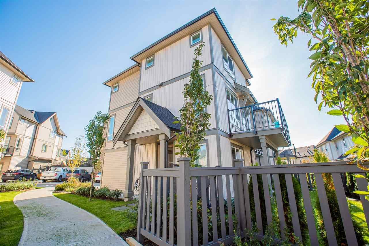Main Photo: 45 30930 WESTRIDGE Place in Abbotsford: Abbotsford West Townhouse for sale in "BRISTOL HEIGHTS BY POLYGON" : MLS®# R2430430