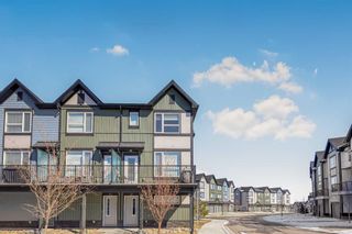 Photo 1: 18 Evanscrest Park NW in Calgary: Evanston Row/Townhouse for sale : MLS®# A2119227