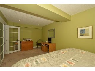 Photo 36: 536 DOUGLAS GLEN PT SE in Calgary: Douglasdale/Glen House for sale : MLS®# C4002246