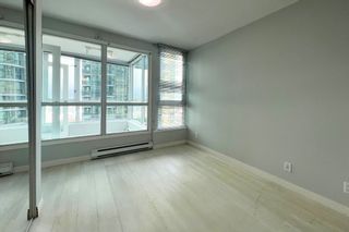 Photo 12: Water View 2Br + Solarium Condo w/ Pool in Downtown Vancouver (AR027)