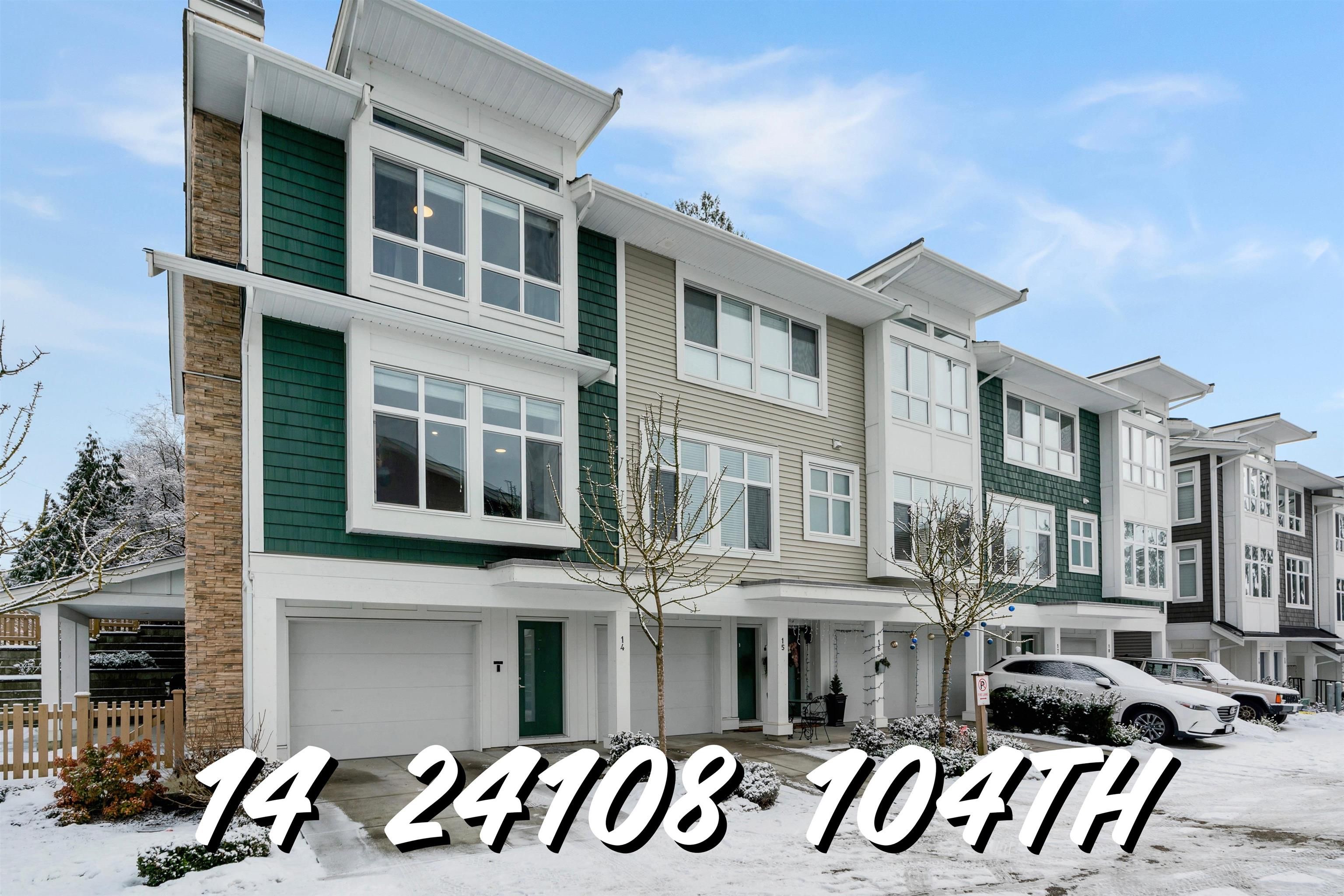 Main Photo: 14 24108 104 Avenue in Maple Ridge: Albion Townhouse for sale in "Ridgemont" : MLS®# R2642041
