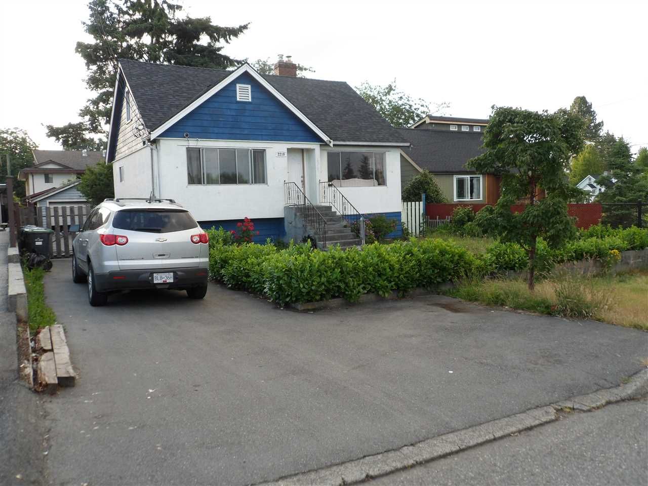 Main Photo: 2219 DUBLIN STREET in New Westminster: Connaught Heights House for sale : MLS®# R2078263
