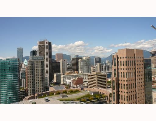 Photo 3: Photos: 2610 233 ROBSON Street in Vancouver: Downtown VW Condo for sale in "TV TOWER 2" (Vancouver West)  : MLS®# V777183