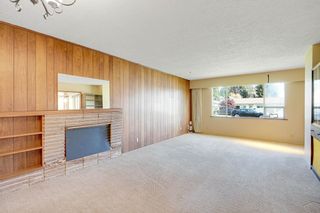 Photo 2: 14296 KINDERSLEY Drive in Surrey: Bolivar Heights House for sale (North Surrey)  : MLS®# R2881286