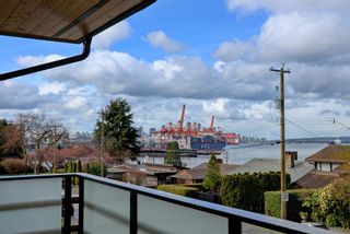 Photo 12: 306 2336 WALL Street in Vancouver: Hastings Condo for sale in "Harbour Shores" (Vancouver East)  : MLS®# R2250554