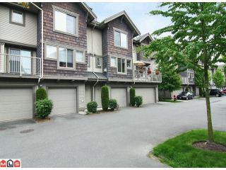Photo 1: 50 20761 DUNCAN Way in Langley: Langley City Townhouse for sale in "Wyndham Lane" : MLS®# F1115526